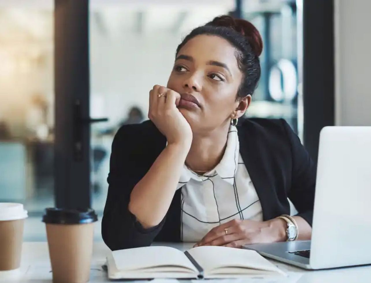 Wie beeinflusst die Höhe der Kreditrate die Gesamtzinskosten?
